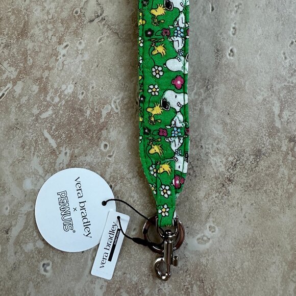 VERA BRADLEY PEANUTS WIDE WRISTLET STRAP KEYRING:NWT  SNOOPY'S MEADOW - Picture 3 of 13